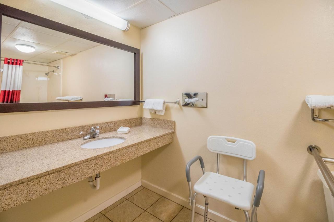 Red Roof Inn Clarksville Ngoại thất bức ảnh