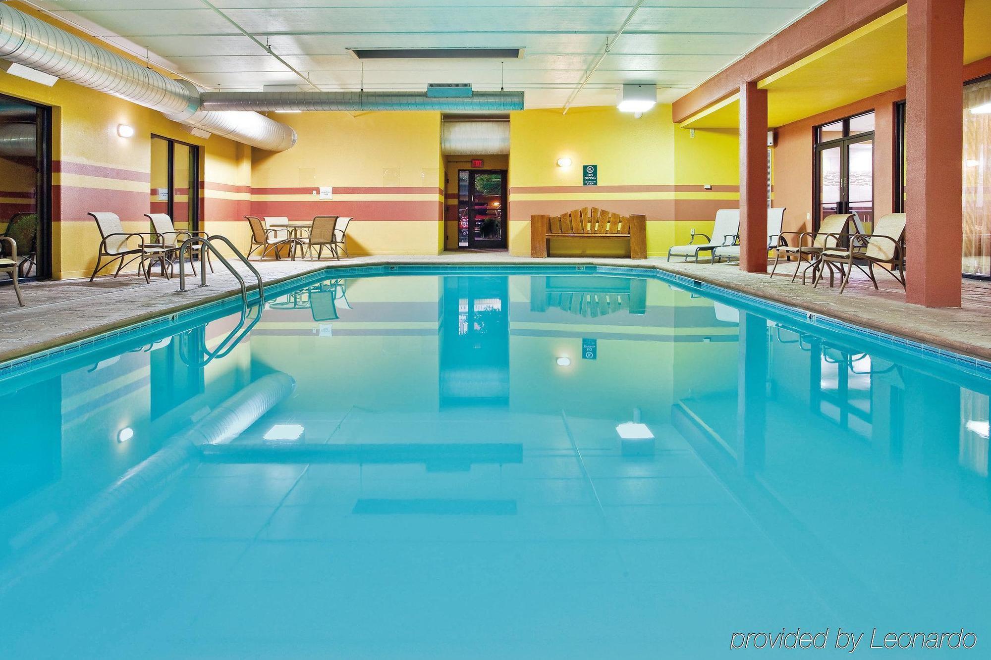 Red Roof Inn Clarksville Ngoại thất bức ảnh