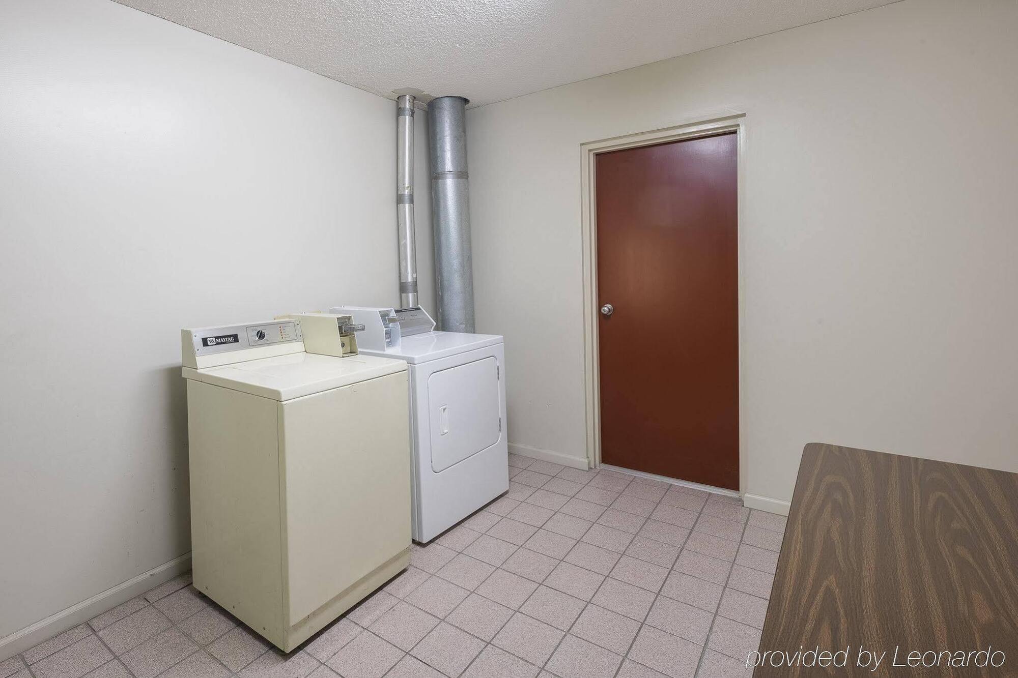 Red Roof Inn Clarksville Ngoại thất bức ảnh